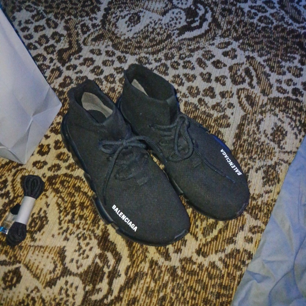 Size 7 Balenciaga shoes